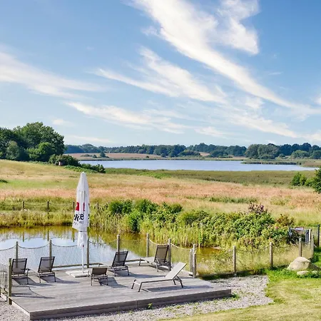 Lägenhet Turmfalke 35 Im Wreecher Idyll Ruegen By Ruyastay Putbus