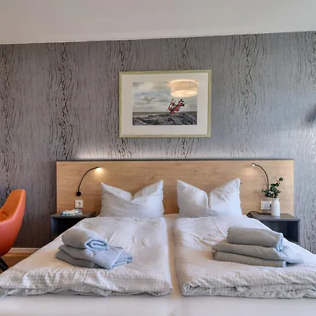 Lägenhet Turmfalke 35 Im Wreecher Idyll Ruegen By Ruyastay